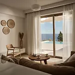 Villa Thelxi's I - Brand New Seaview Suite! *