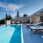 Thelxi's I - Brand New Seaview Suite! Villa *