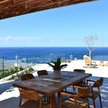 Villa Thelxi's I - Brand New Seaview Suite!