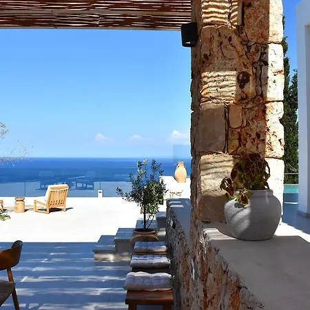 Villa Thelxi's I - Brand New Seaview Suite! *