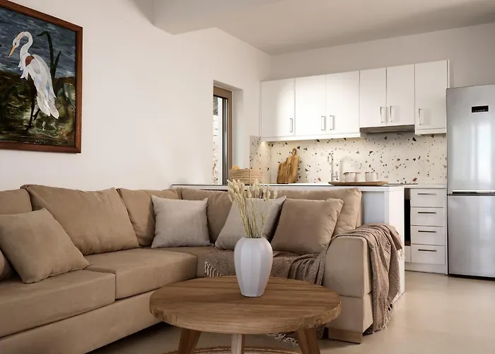 Villa Thelxi's I - Brand New Seaview Suite!