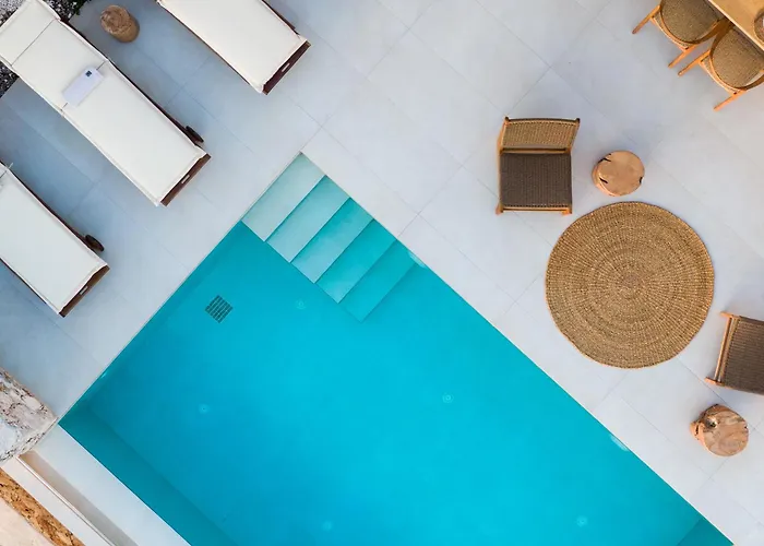 Villa Thelxi's I - Brand New Seaview Suite! *